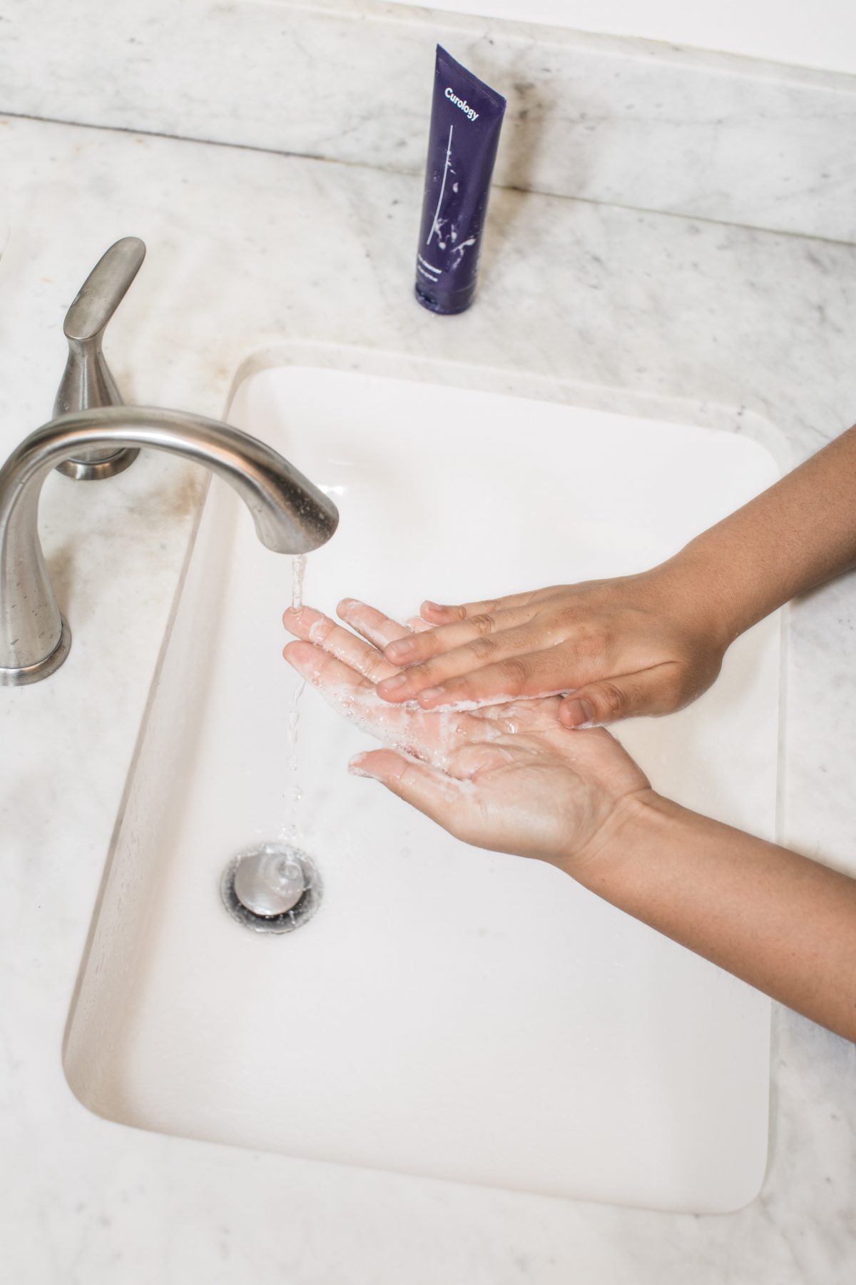 Hand washing Vs. Hand Sanitizer